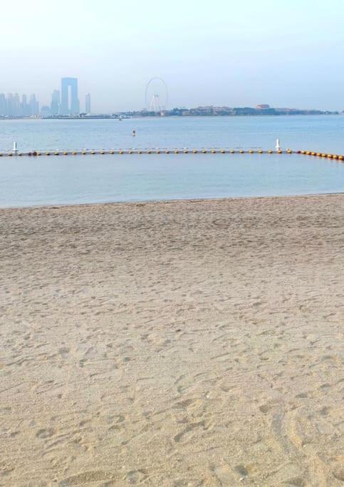 Amazing Apartment With Infinity Pool Dubai Esterno foto
