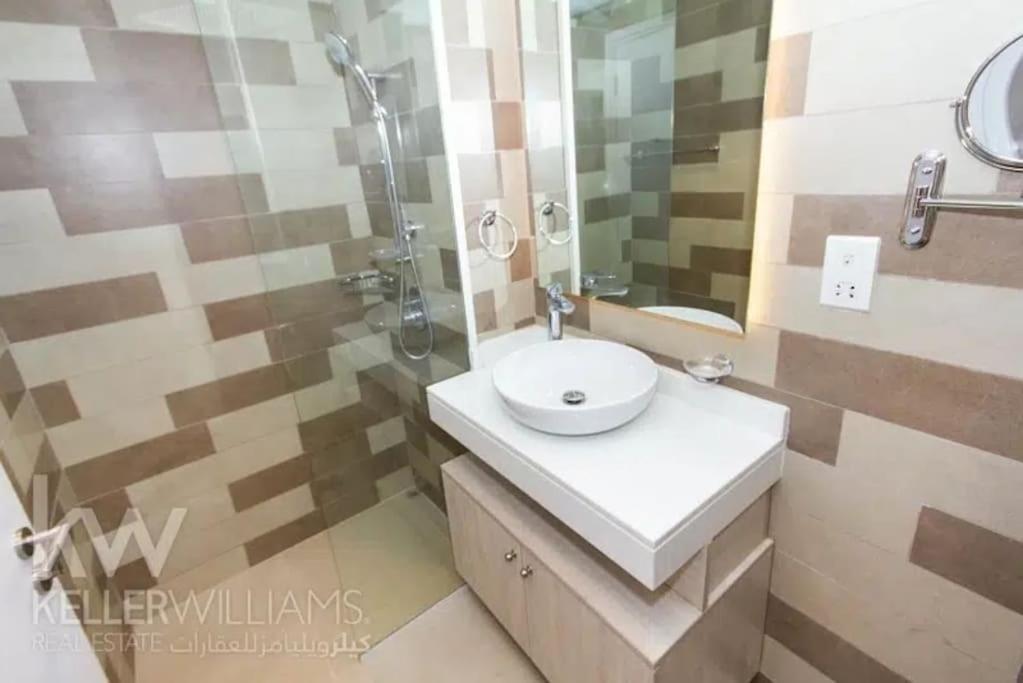 Amazing Apartment With Infinity Pool Dubai Esterno foto